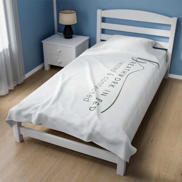 BIB White Velveteen Plush Blanket - Image 4