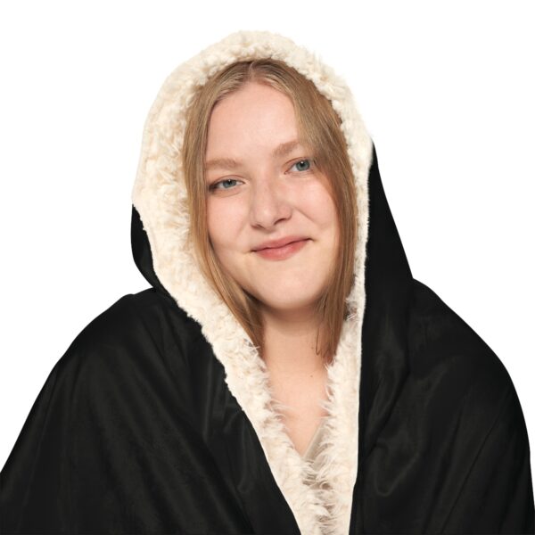 BIB Black and White Sherpa Snuggle Blanket - Image 4