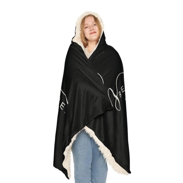 BIB Black and White Sherpa Snuggle Blanket - Image 2